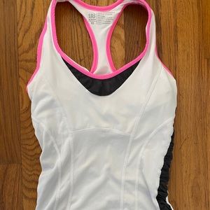 Albion Tennis / Athletic top size small